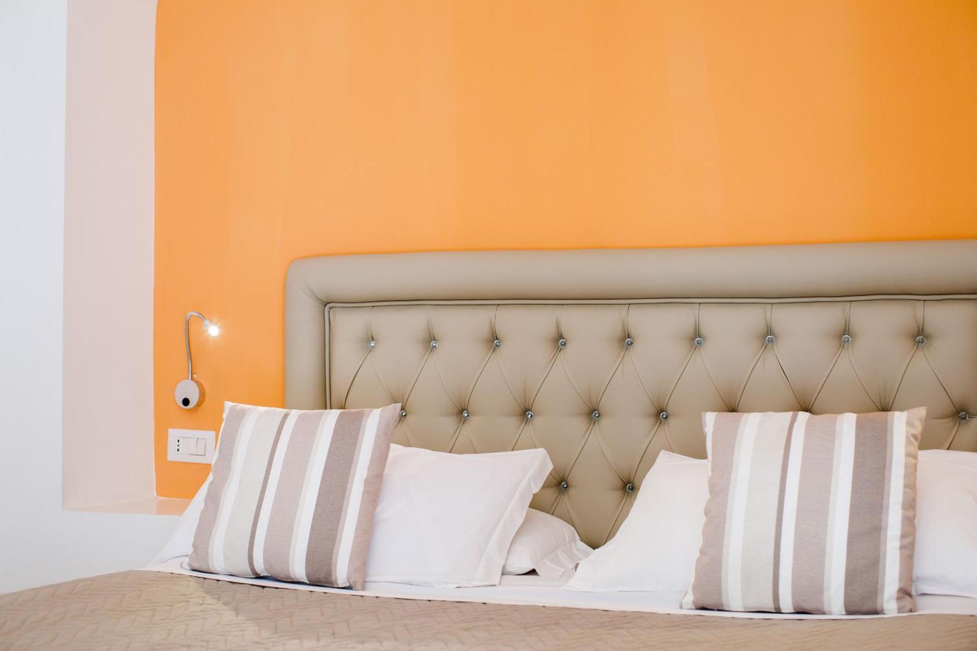 Sorrento Comfort Rooms Con Piscina ภายนอก รูปภาพ