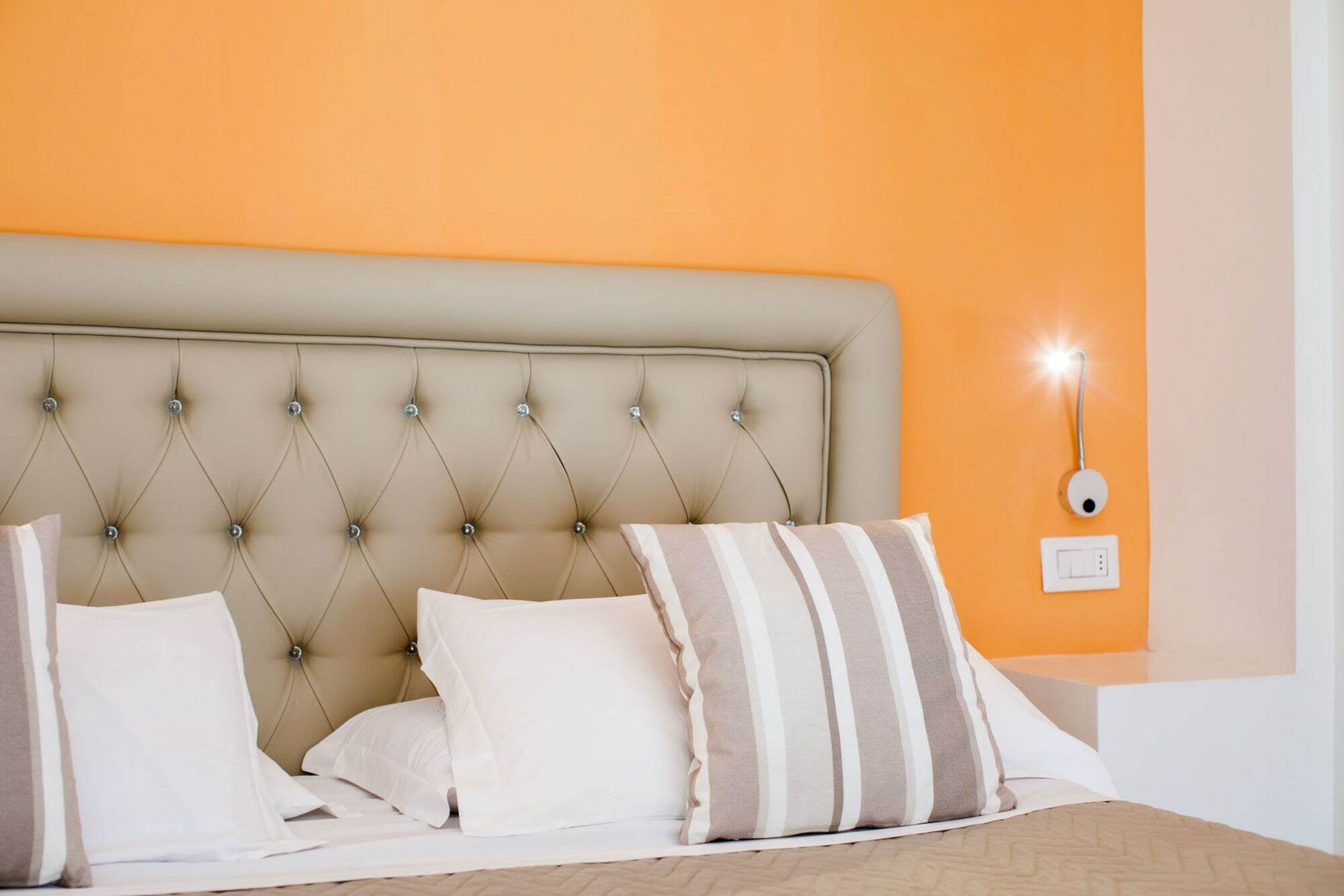 Sorrento Comfort Rooms Con Piscina ภายนอก รูปภาพ